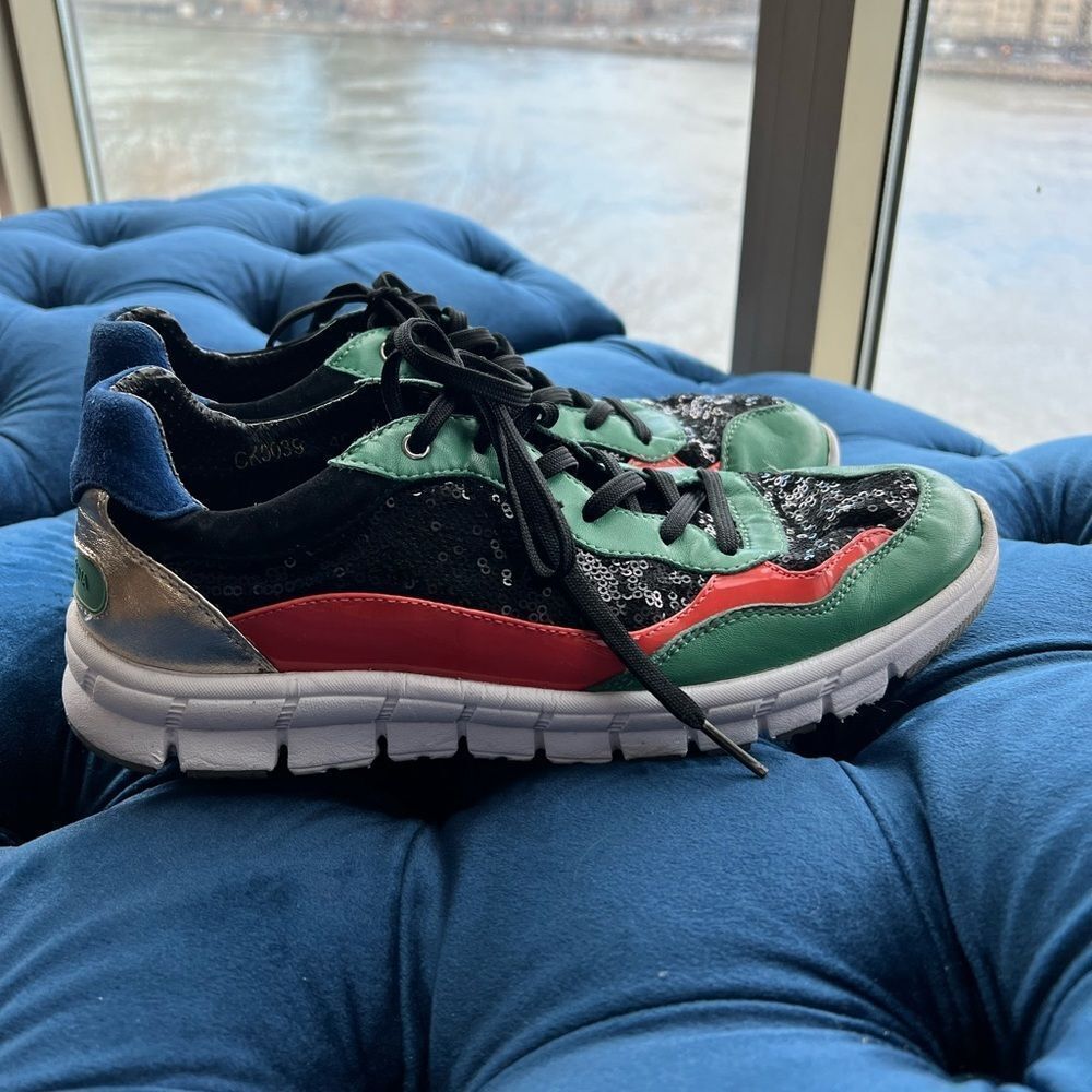 Dolce and Gabbana Super Rare sneakers